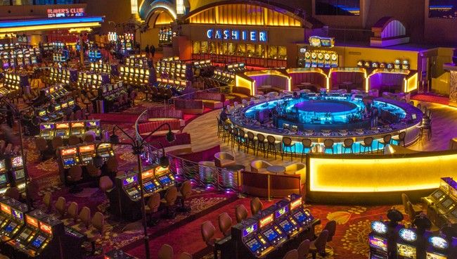 Gold Fish Casino کیسینو میں پوکر گیمز